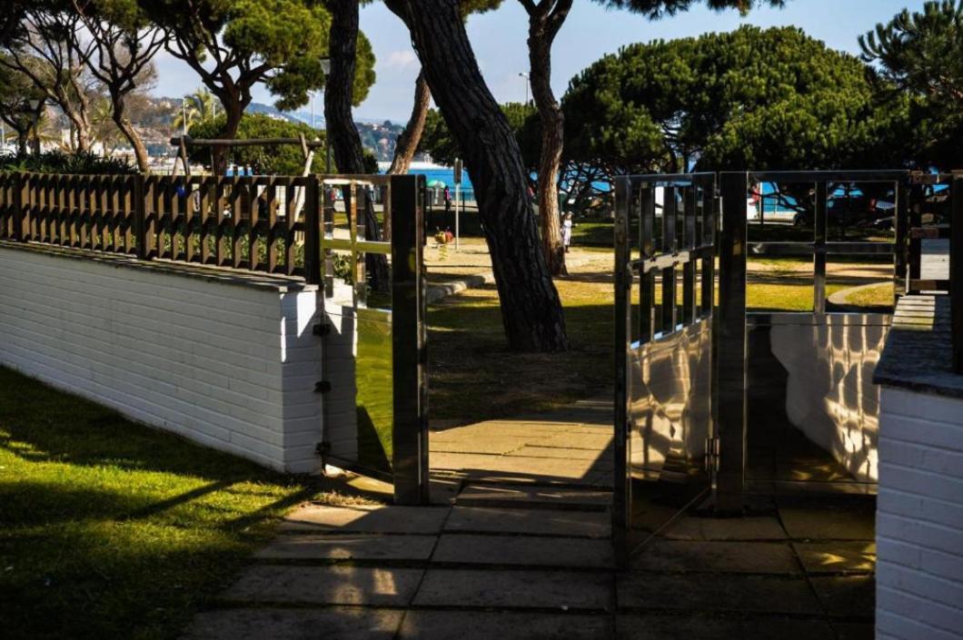 S'Abanell Central Park Blanes Buitenkant foto